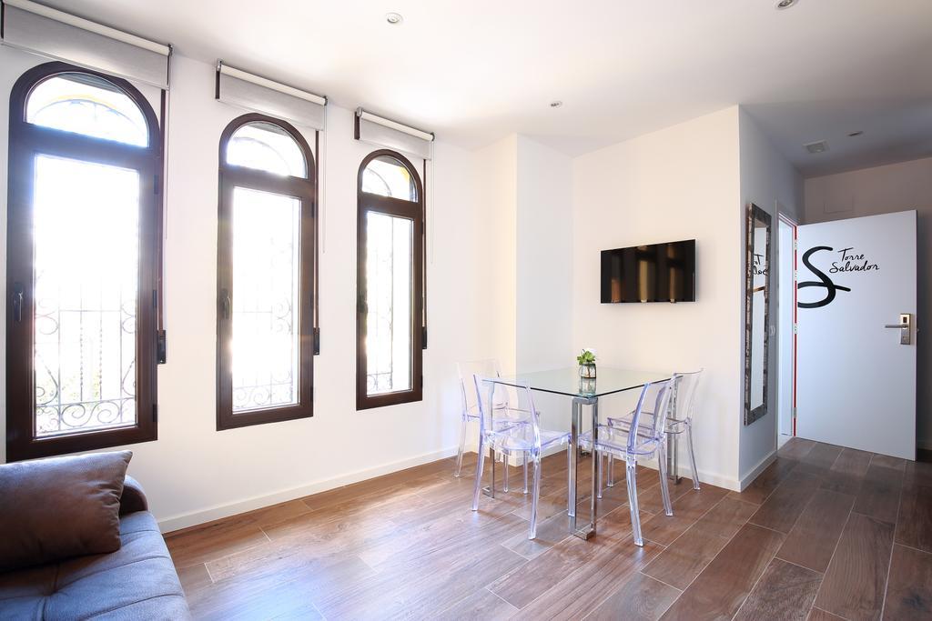 Apartamento de 1 dormitorio con vistas al jardín